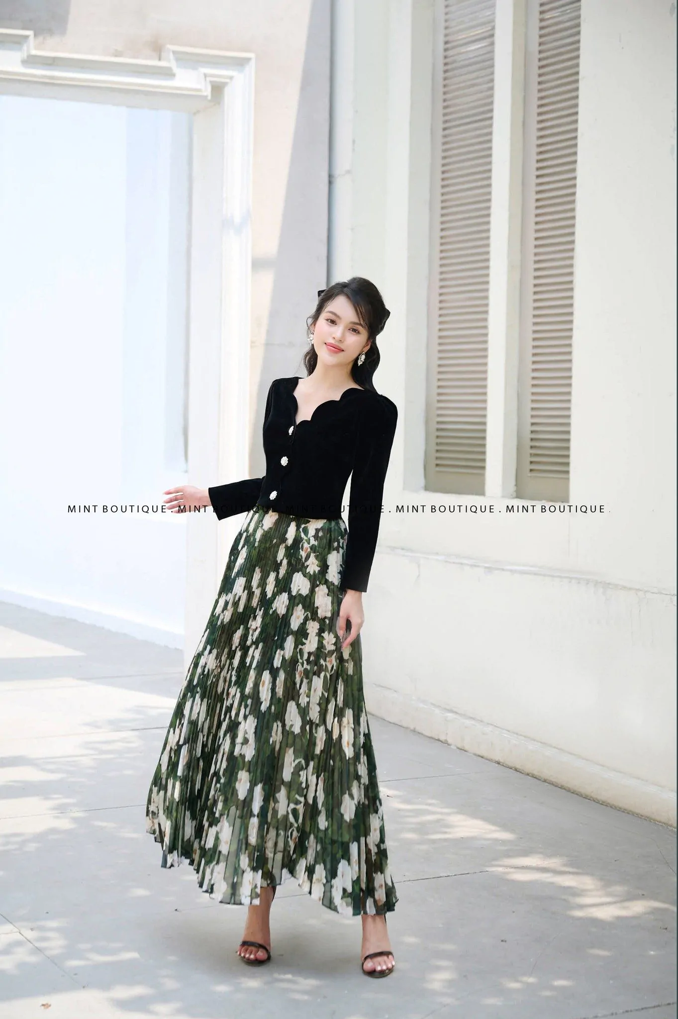 New In No.3 - Mini Skirt - Image 2