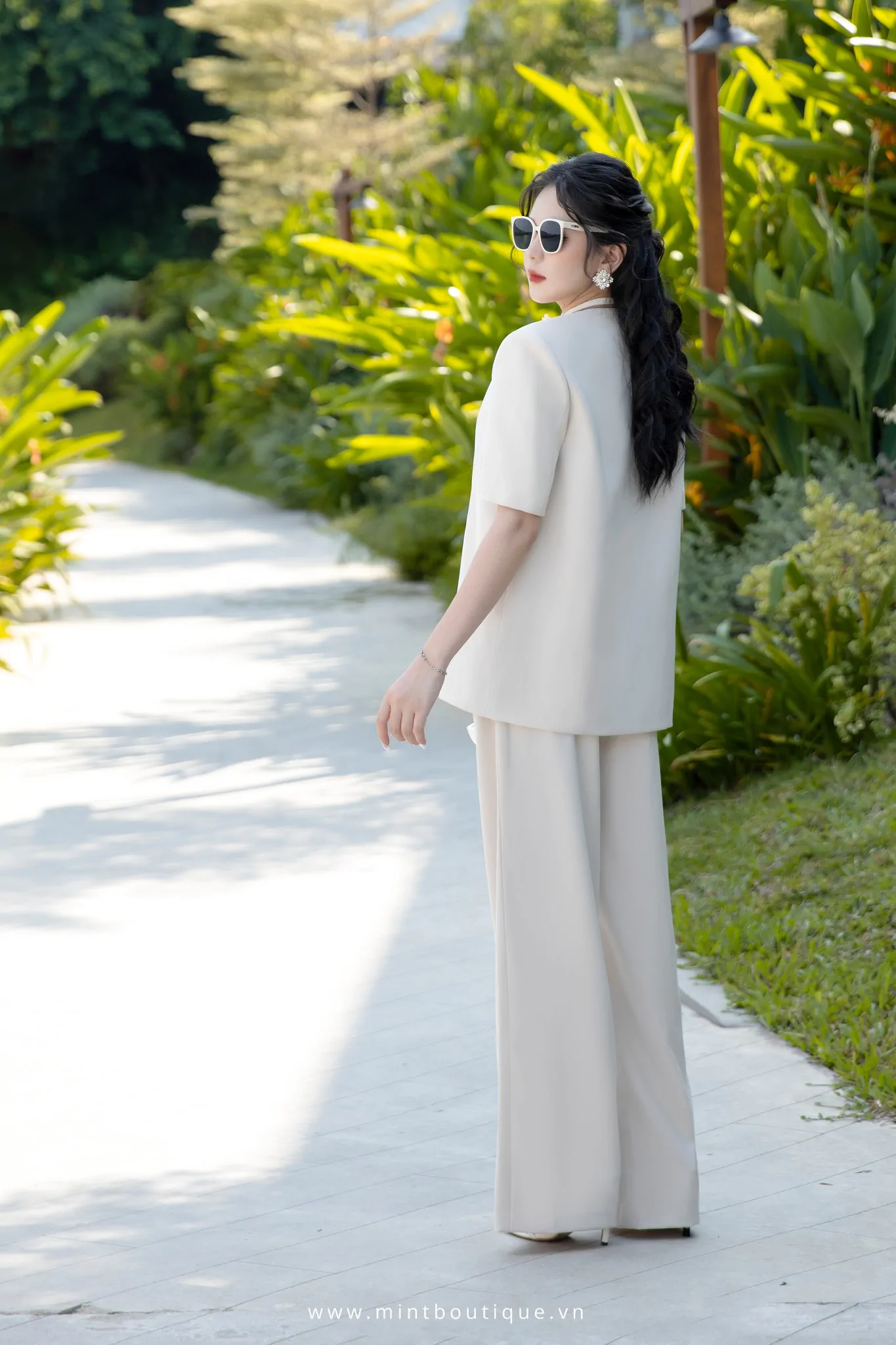 Áo vest thô be cổ V tay cộc 2 khuy bấm - Image 3