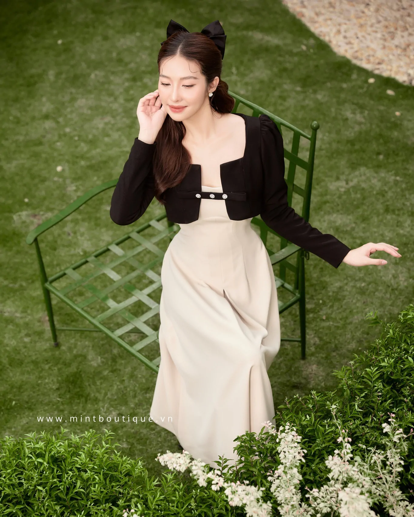 Váy liền midi thô chéo kem 2 dây cúp ngực - Image 5