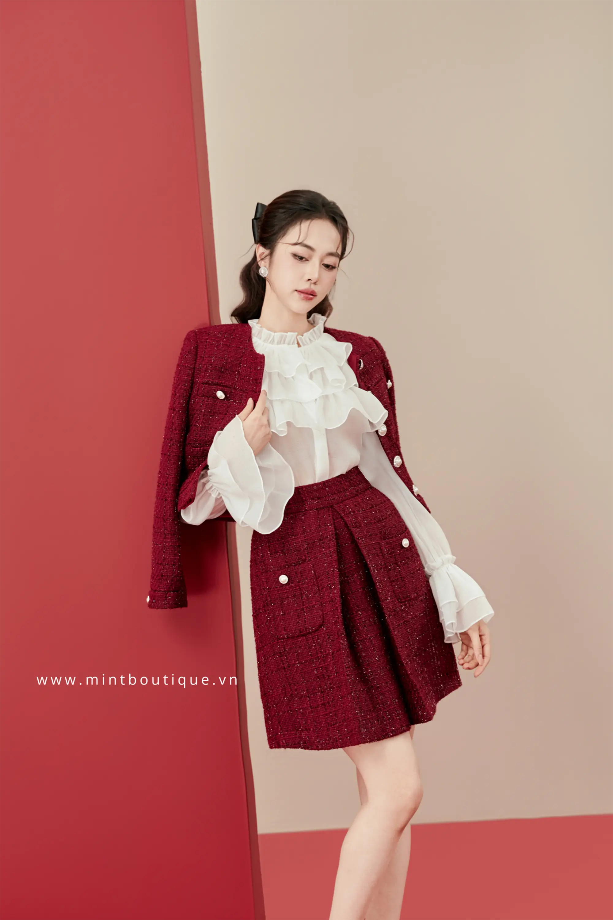 Chân váy dạ đỏ kim tuyến xếp ly túi ốp đính cúc trai - Image 4