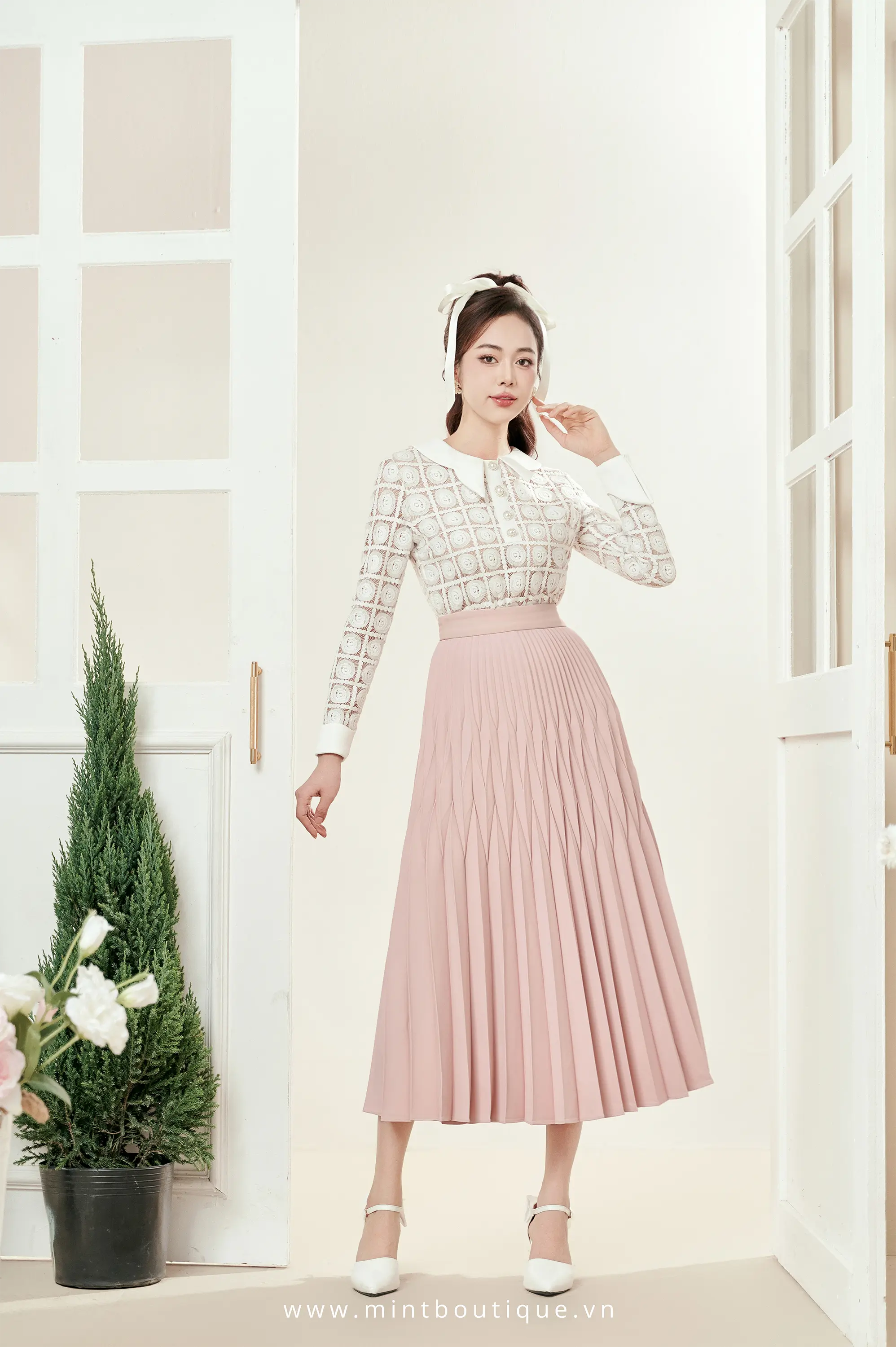 Chân váy midi chéo dior hồng phấn rẻ quạt lá tre - Image 2