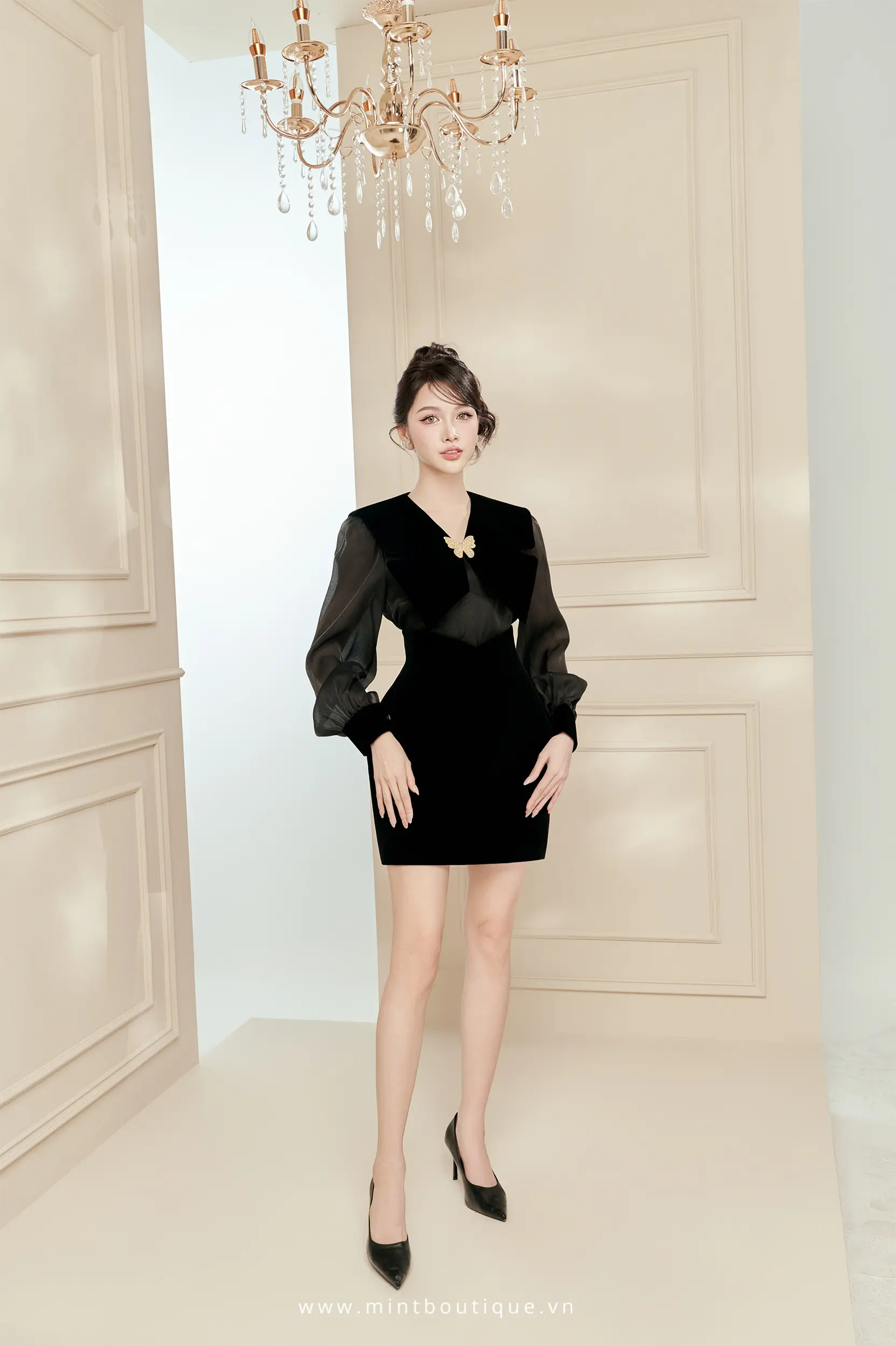 Chân váy nhung đen dáng A ngắn cạp V - Image 4