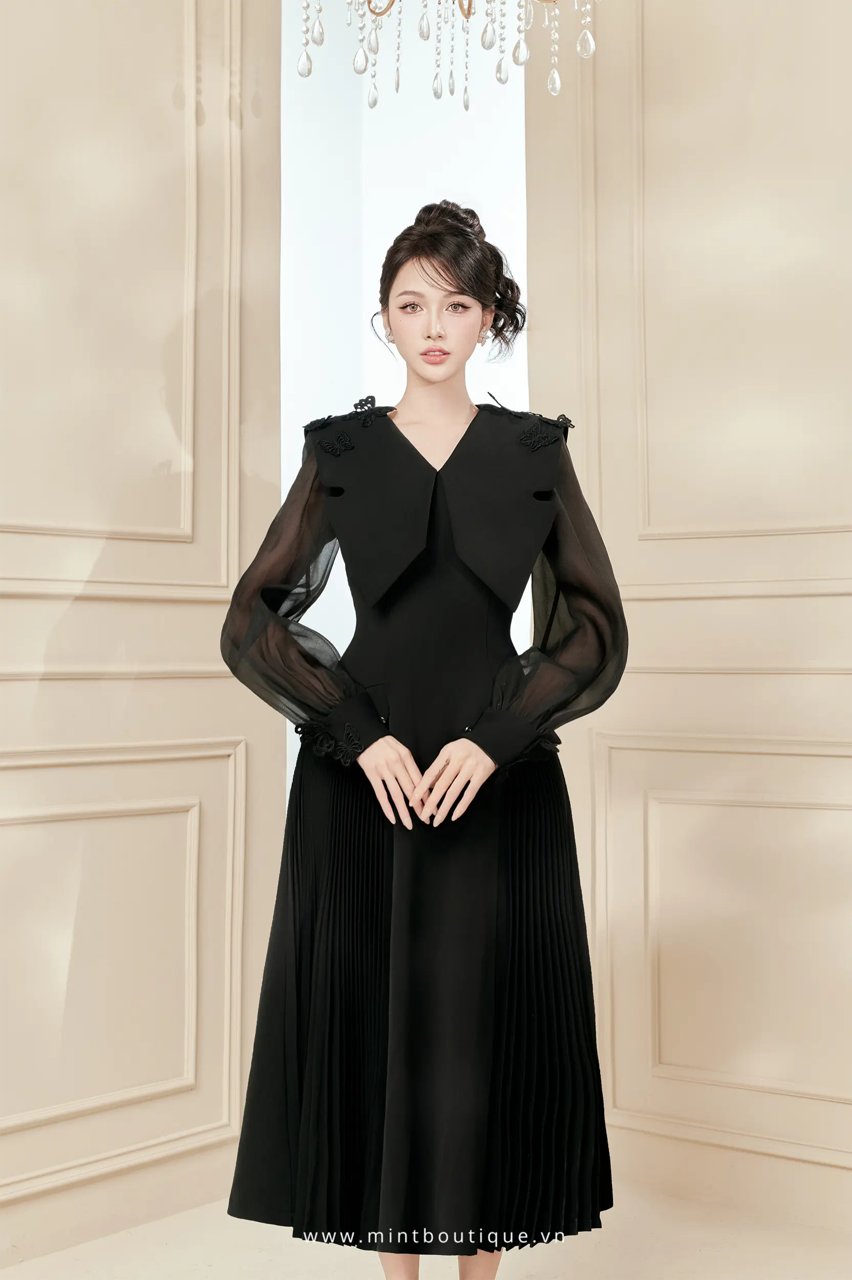 Váy liền chéo dior đen cổ cánh bướm tùng dập ly dẻ quạt - Image 5