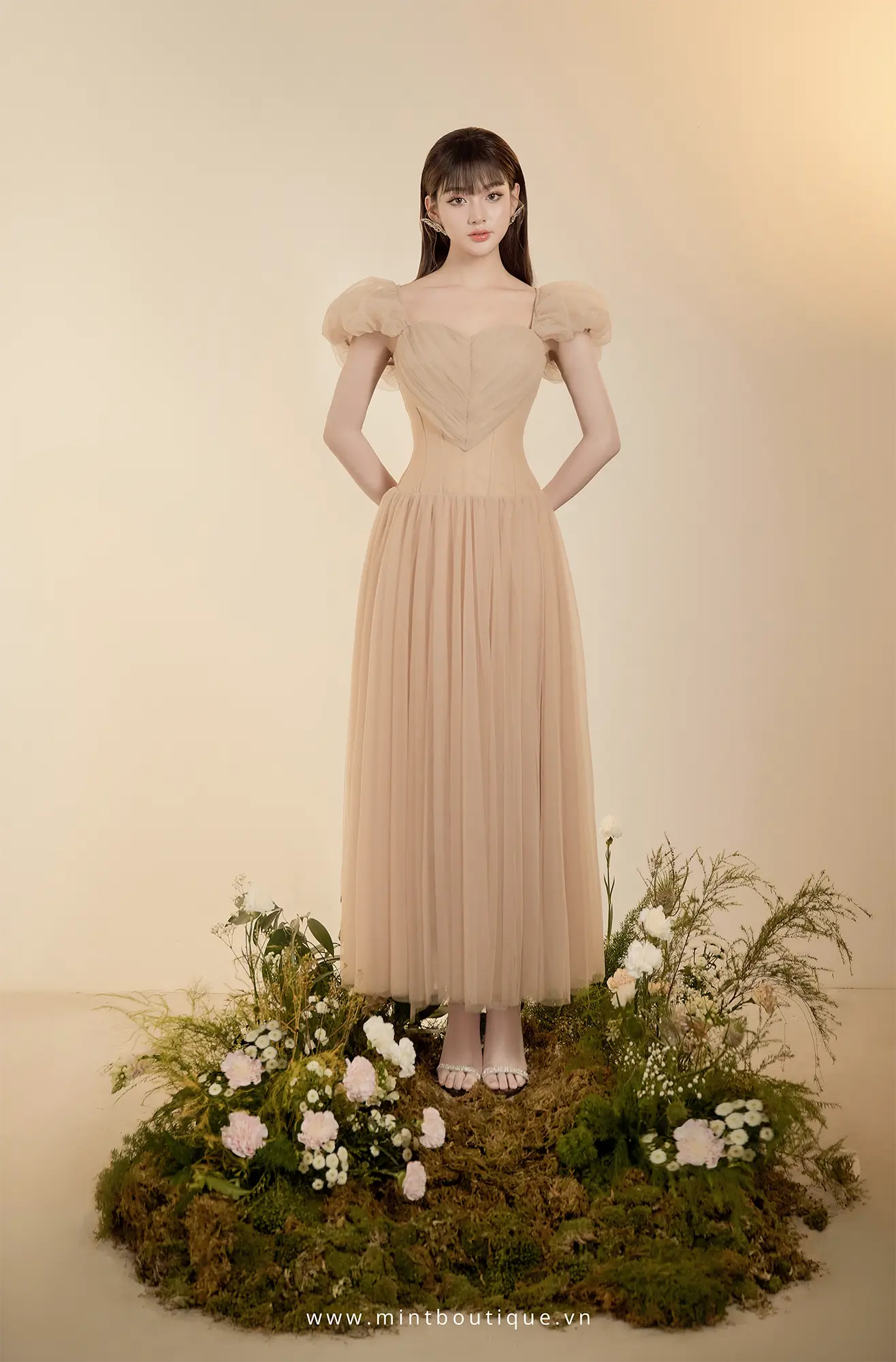 Váy liền midi lưới nâu cúp ngực trái tim cao cấp - Image 2