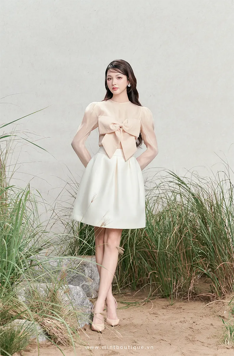 Chân váy tafta kem xếp ly cạp 5cm