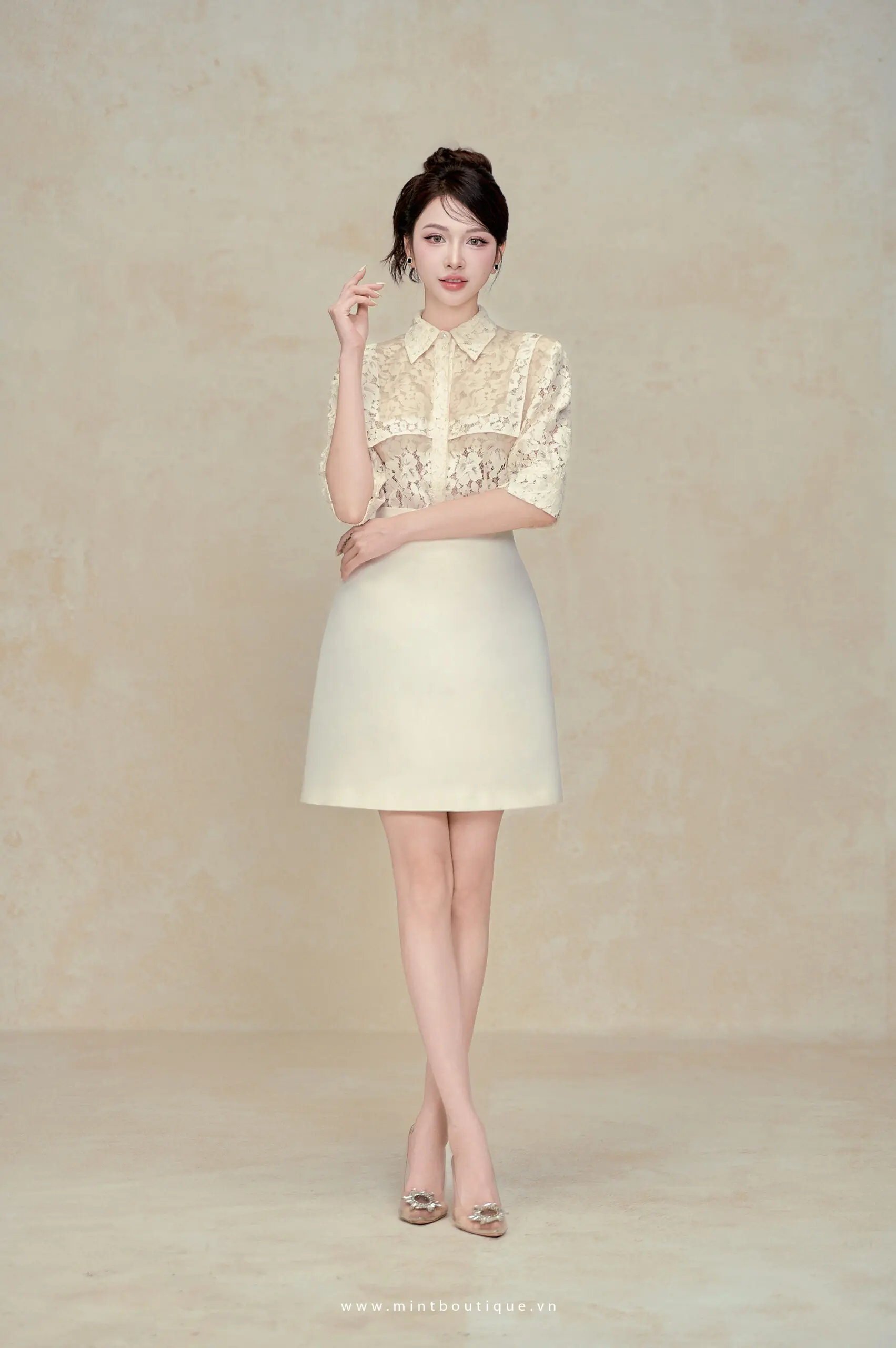 Áo sơ mi ren tua rua tay lỡ cổ thủy thủ xếp tầng phổi lưới da nẹp giấu khuy tay ngắn - Image 6