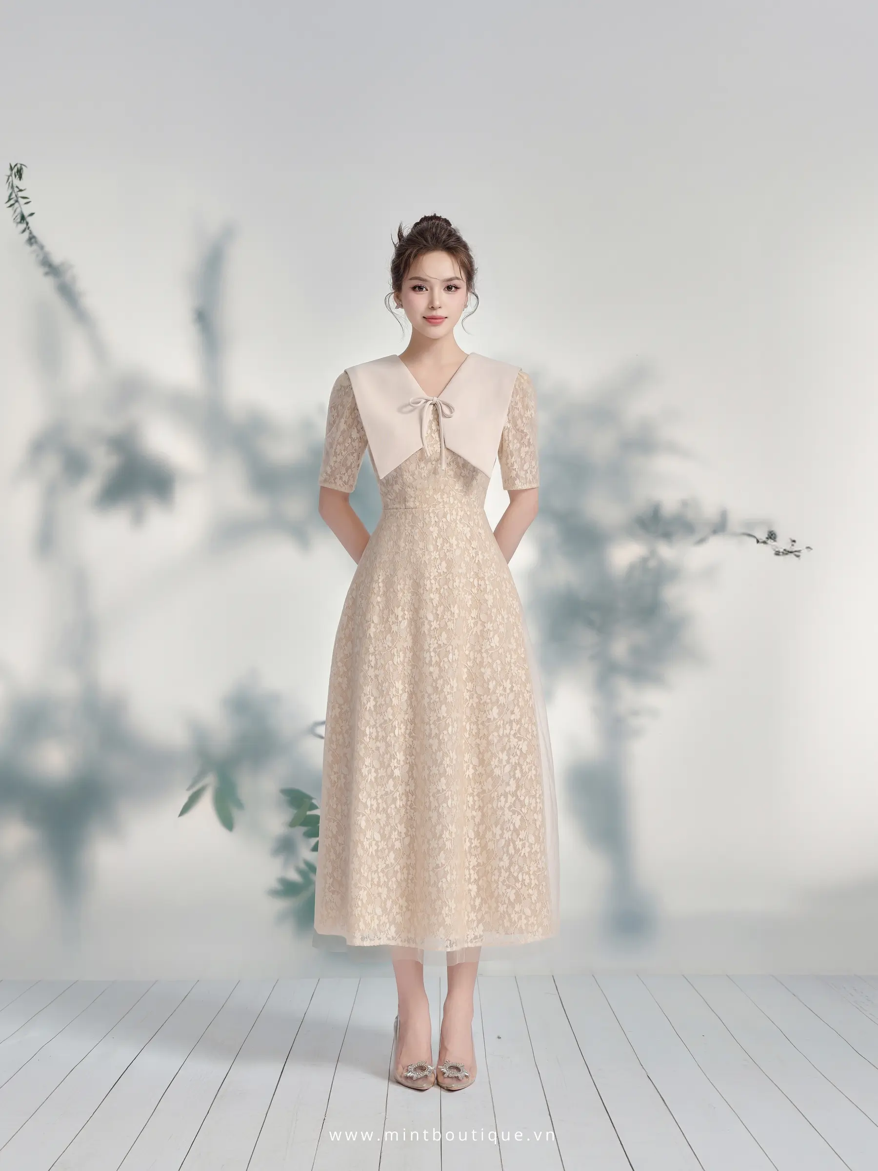 Váy liền midi ren hoa nhí cổ dior be nơ chỉ be - Image 5