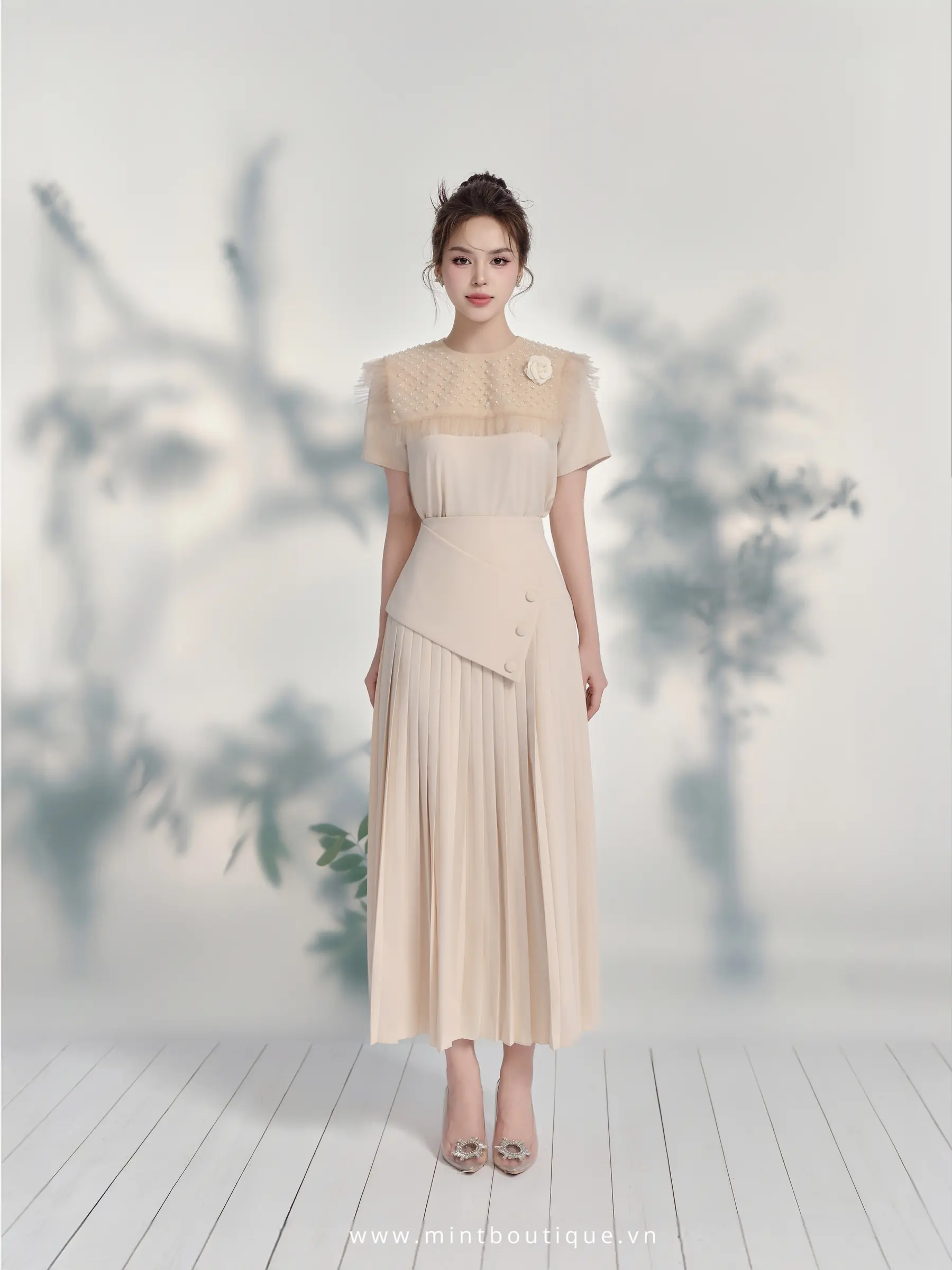 Chân váy midi tằm lanh kem xếp ly rẻ quạt - Image 6