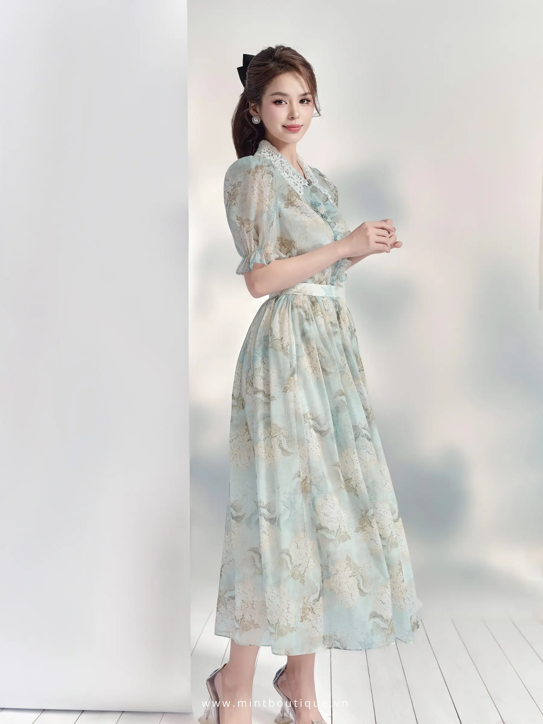 Chân váy midi tơ hoa xanh rút nhăn cạp 3cm - Image 4