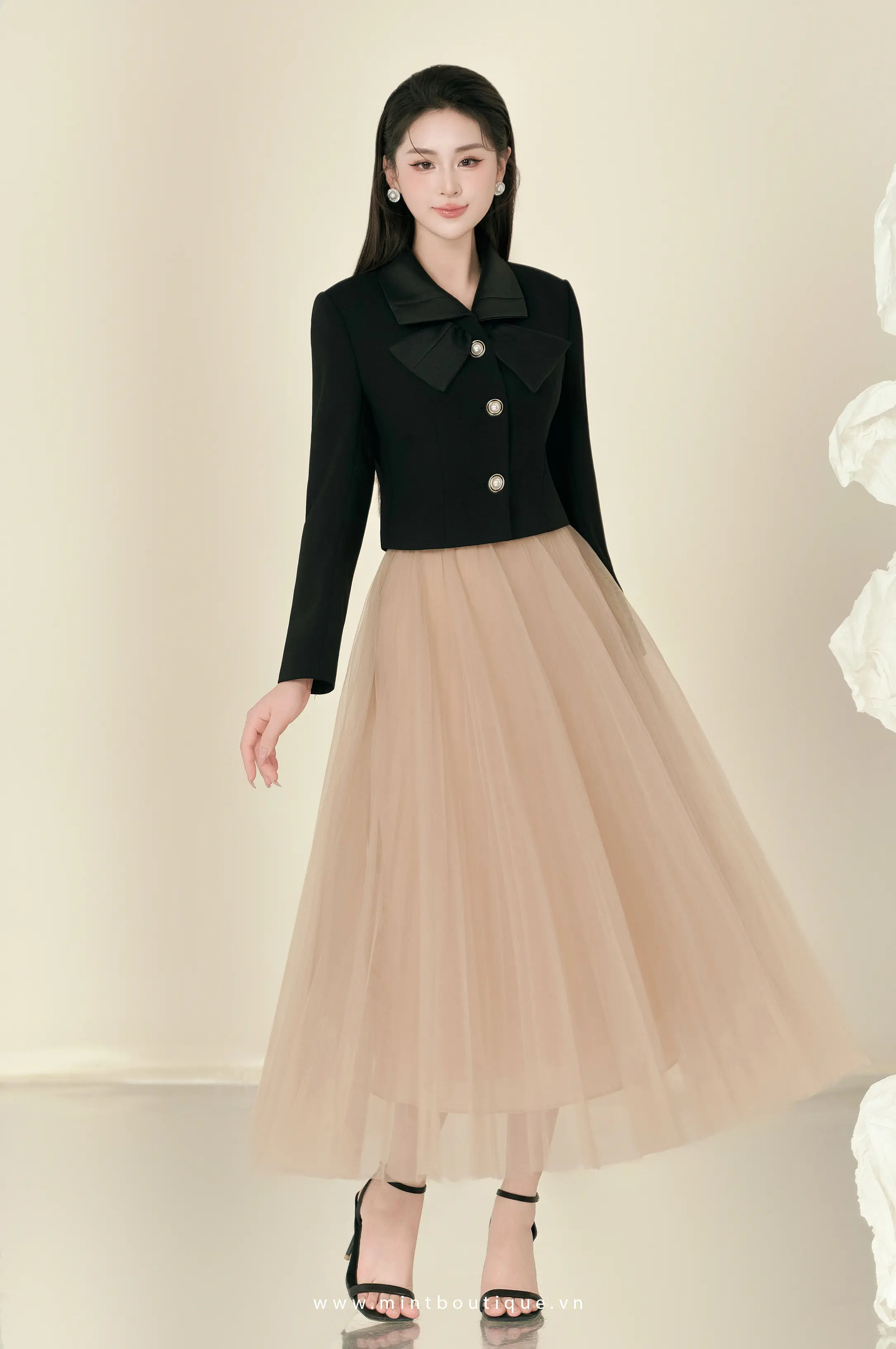 Chân váy lưới nâu cafe dập ly rẻ quạt