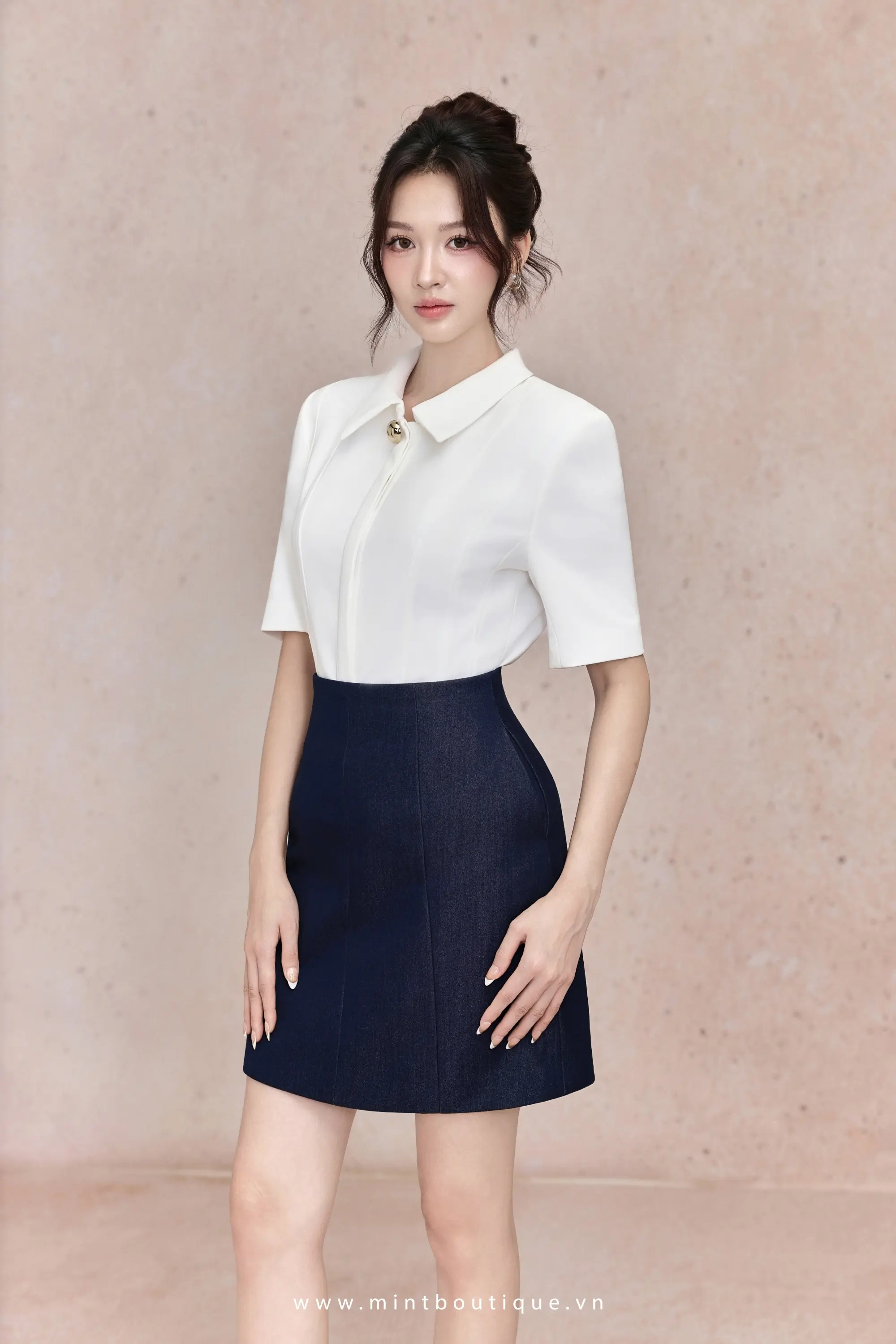 Áo tuyết mưa trắng cổ đức không chân bổ mảnh 2 lớp - Image 2