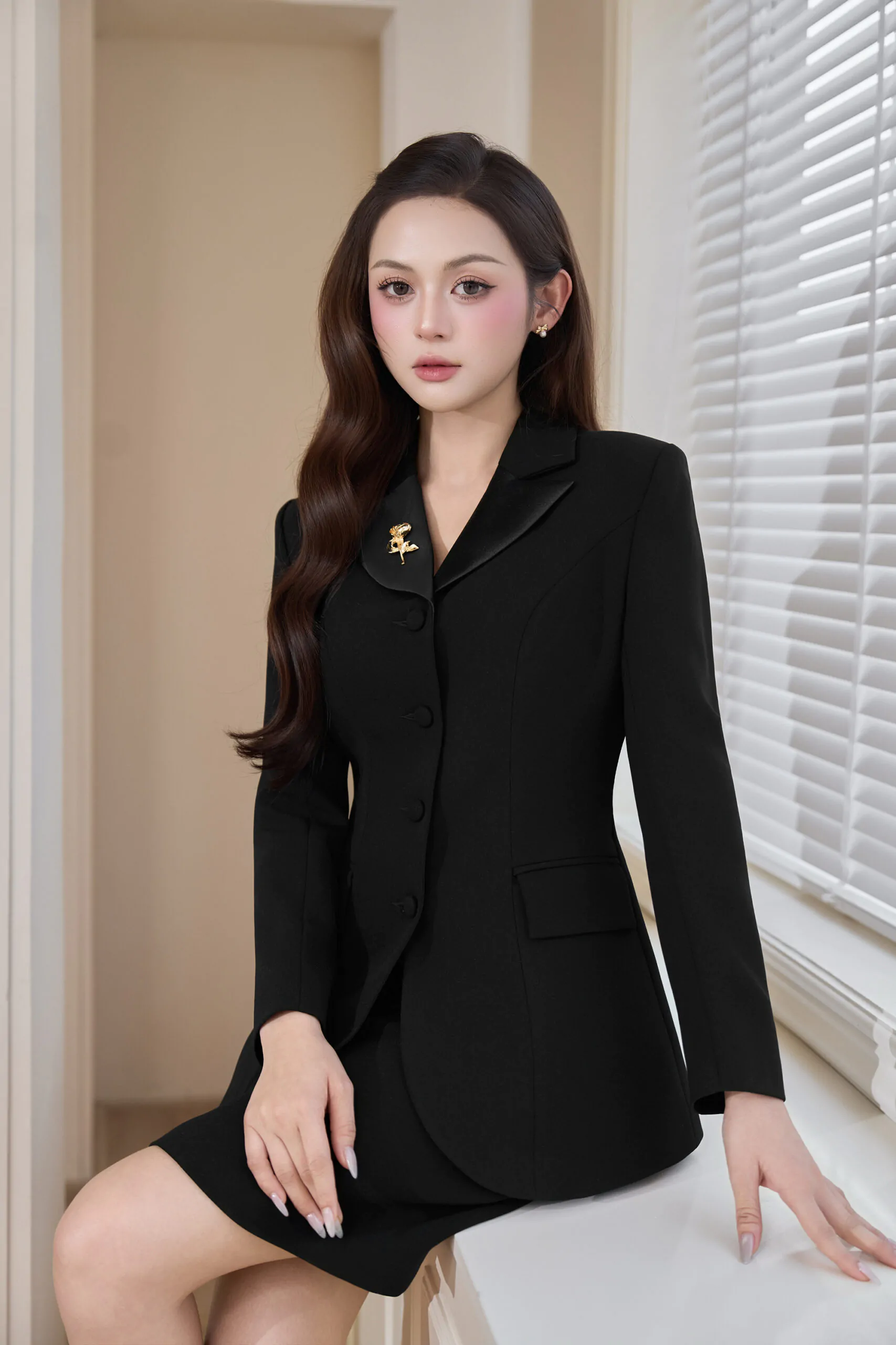 Chân váy A thô đen