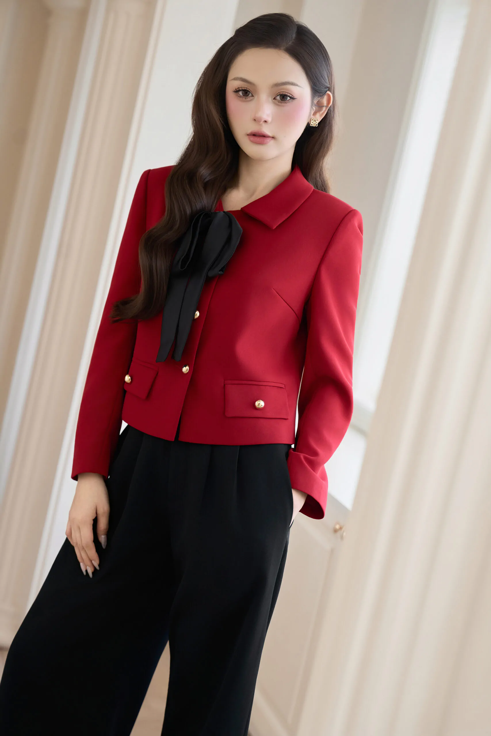 Áo vest thô đỏ tươi cổ đức k chân tay vest dài nắp túi vuông nơ đen - Image 3